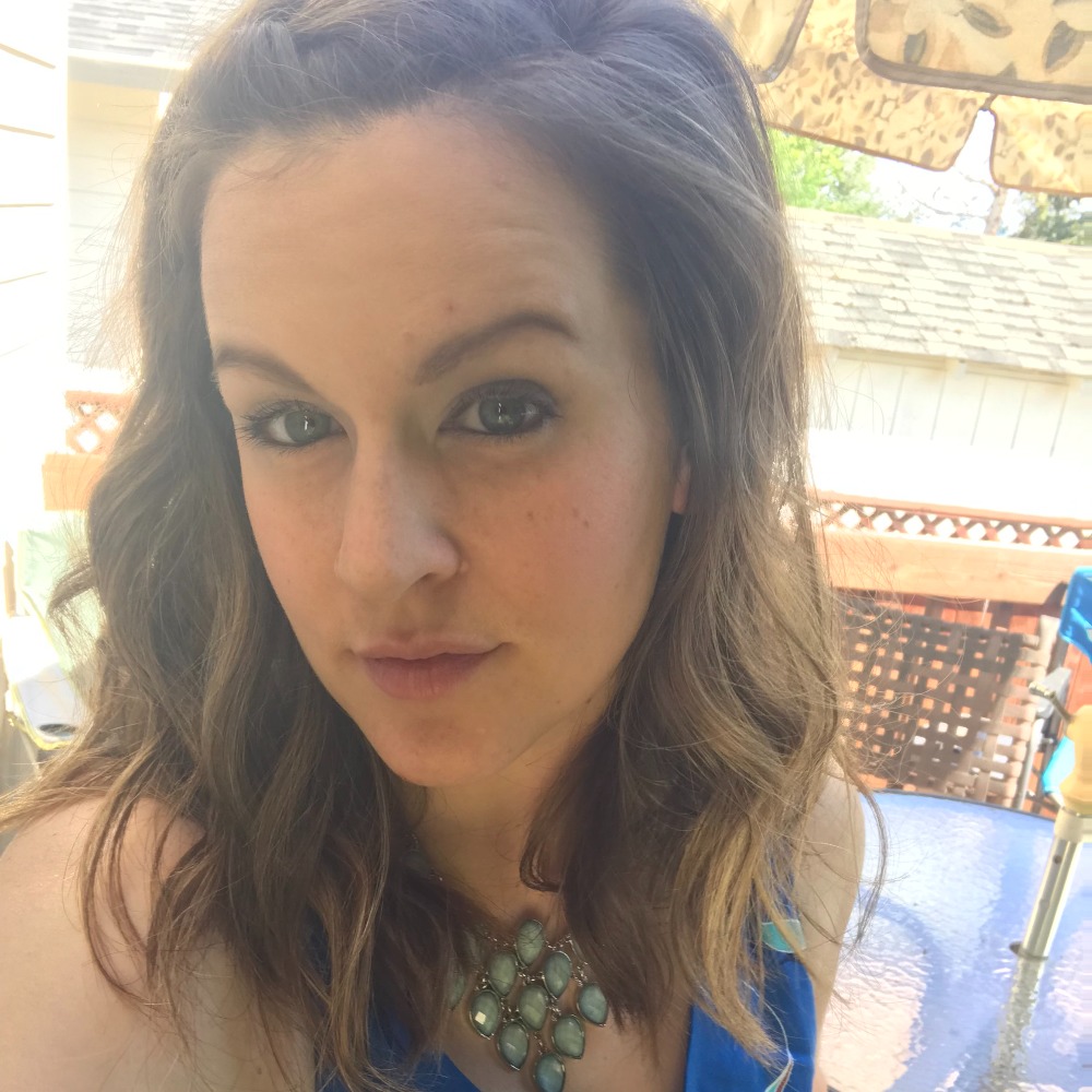 Meet your Posher, Jennifer